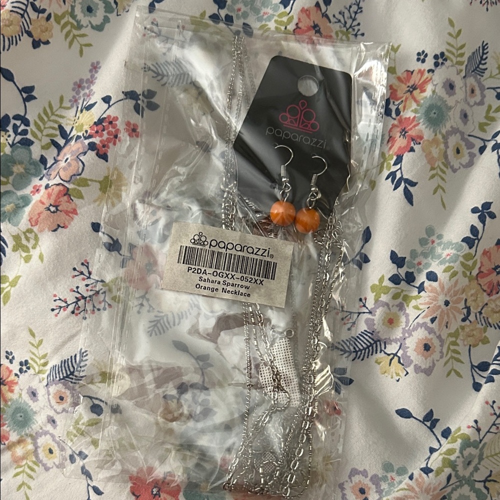 Paparazzi Silver and Orange Accessory Set
